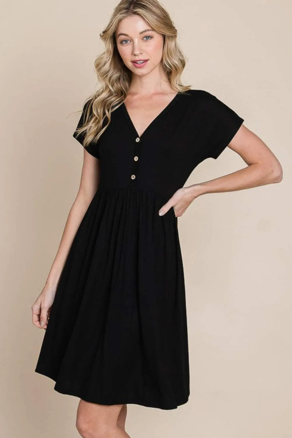 BOMBOM V-Neck Short Sleeve Dress Black Casual Dresses - Tophatter Daily Deals