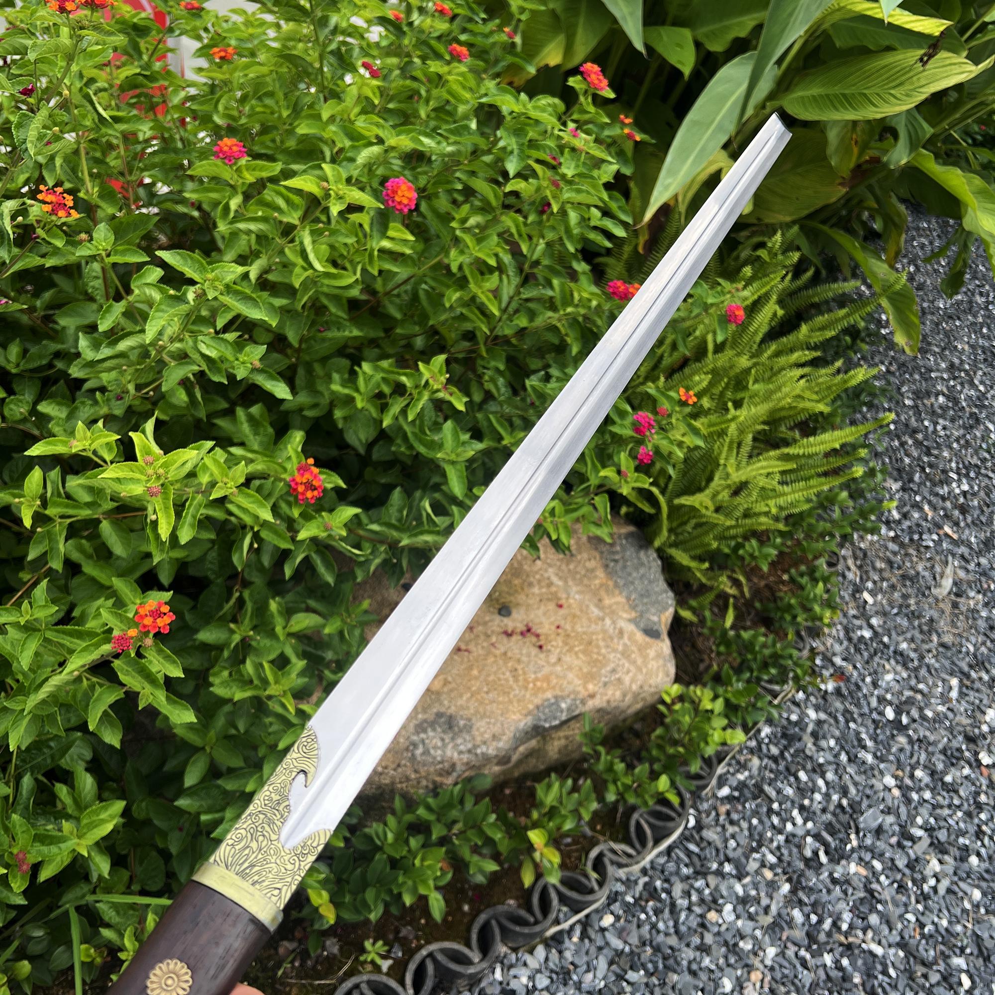 Ring-Hilt Tang Broadsword - Tophatter Daily Deals