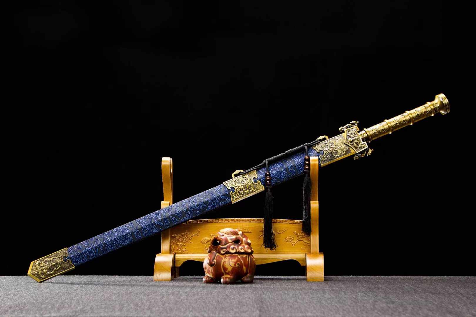 Divine Radiance Han Sword - Tophatter Daily Deals
