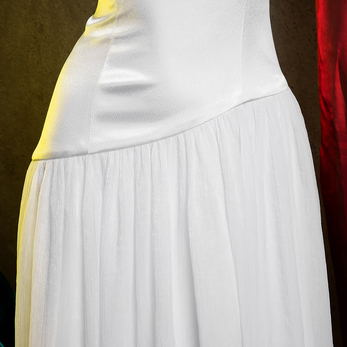 Joker: Folie à Deux Harley Quinn White Dress Cosplay Costume Costume - Tophatter Daily Deals