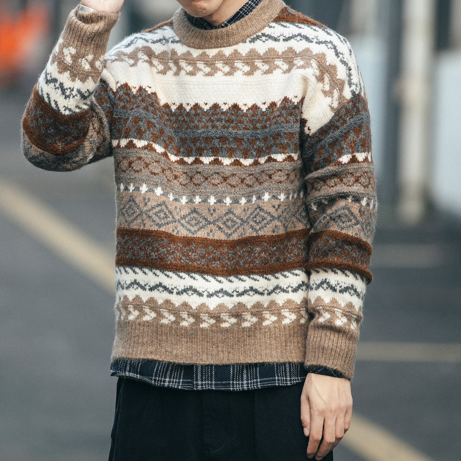 Warm Relaxed Men's Sweater - Boxy Jacquard Knit, Winter 3D Changing Face Moving Picture Frame - Tophatter Daily Deals