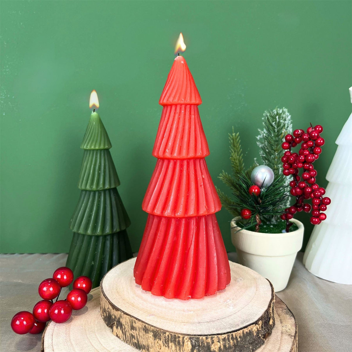 Red Christmas Tree Shaped Candle | Unscented Novelty Xmas Tree Candle - 17cm Candle - Tophatter Daily Deals