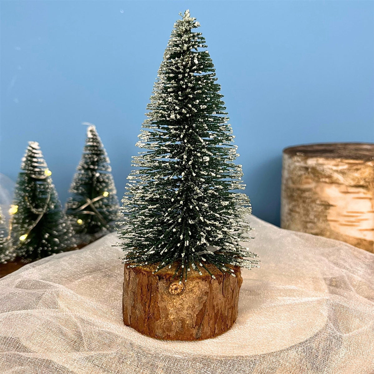 Snowy Green Mini Bottle Brush Christmas Tree | Snow-Flocked Pine Tree - 15cm Ornament - Tophatter Daily Deals