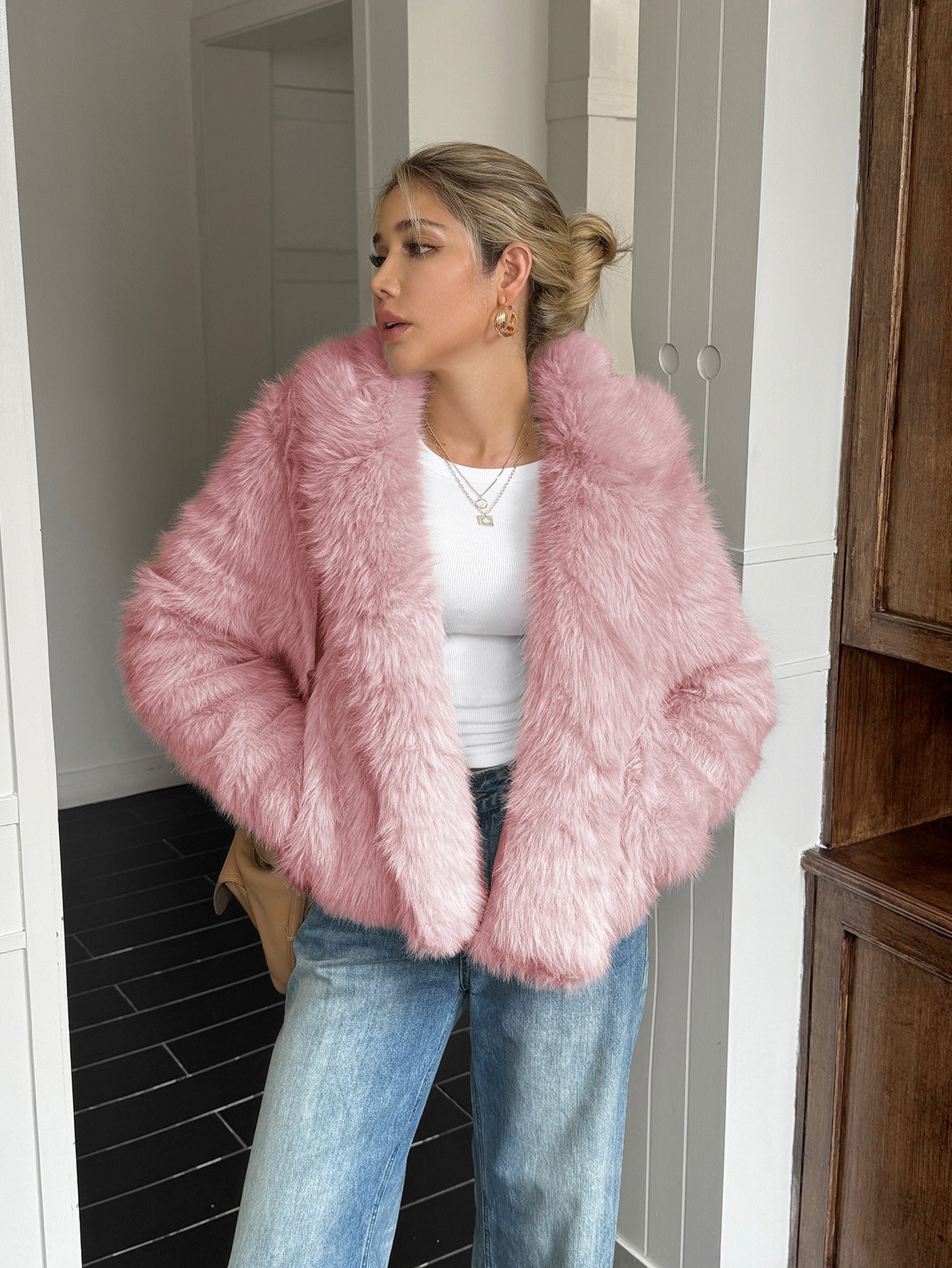 Warm Women's Fleece Coat - Boxy Hip Length, Faux Fur Pink 3D Changing Face Moving Picture Frame - Tophatter Daily Deals