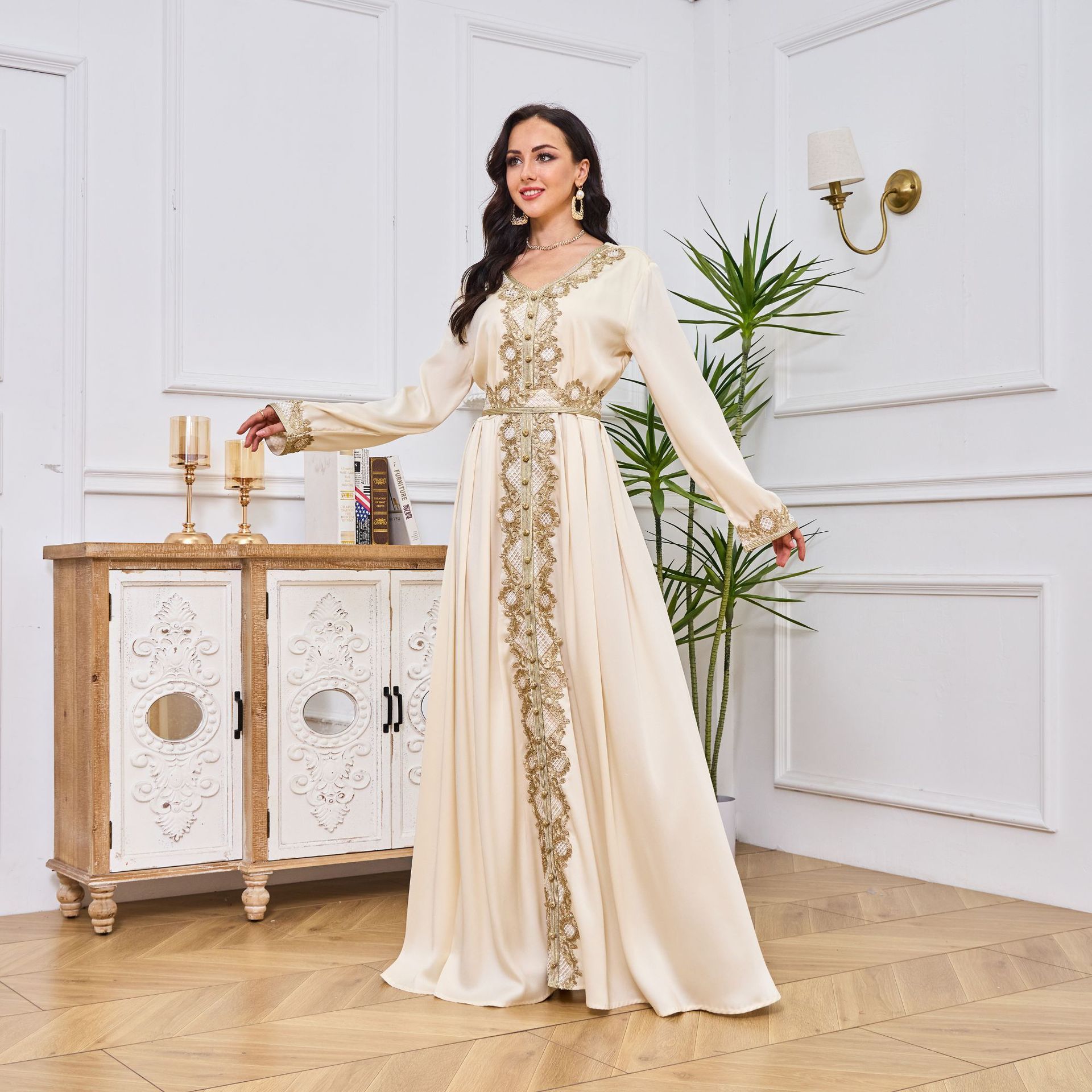 Arab Muslim Robe Women's Clothing 0 - Tophatter Daily Deals