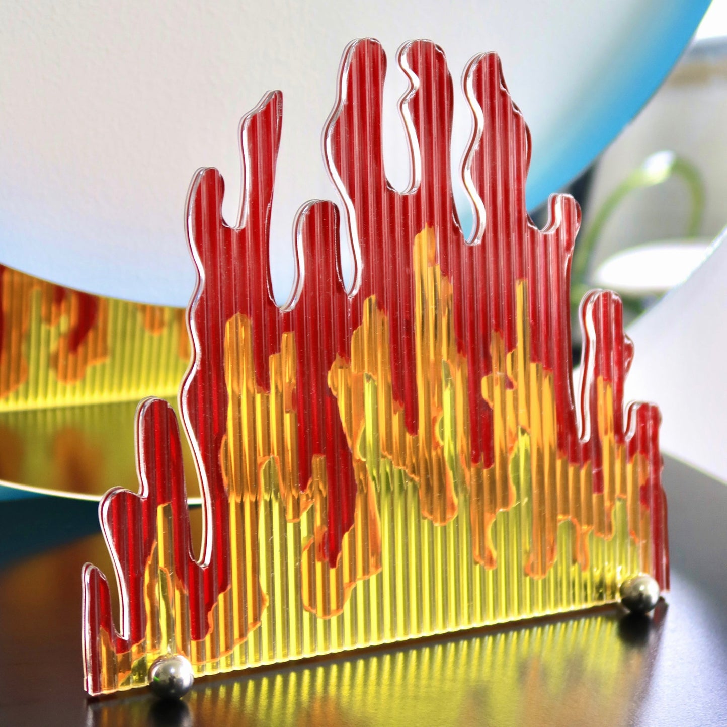Acrylic Flame Table Ornament 0 - Tophatter Daily Deals