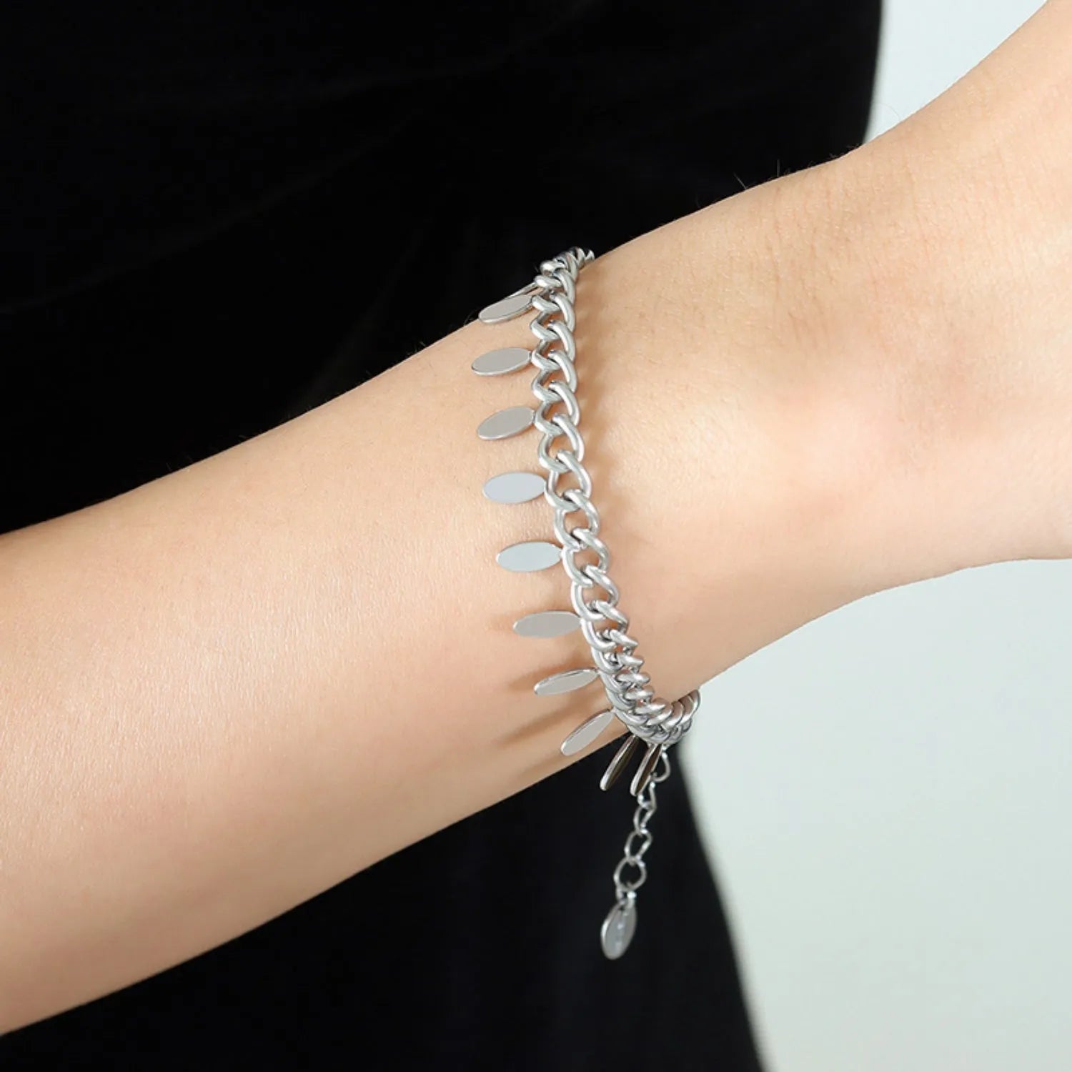 Titanium Steel Leaf Charm Bracelet Silver One Size Bracelets - Tophatter Daily Deals