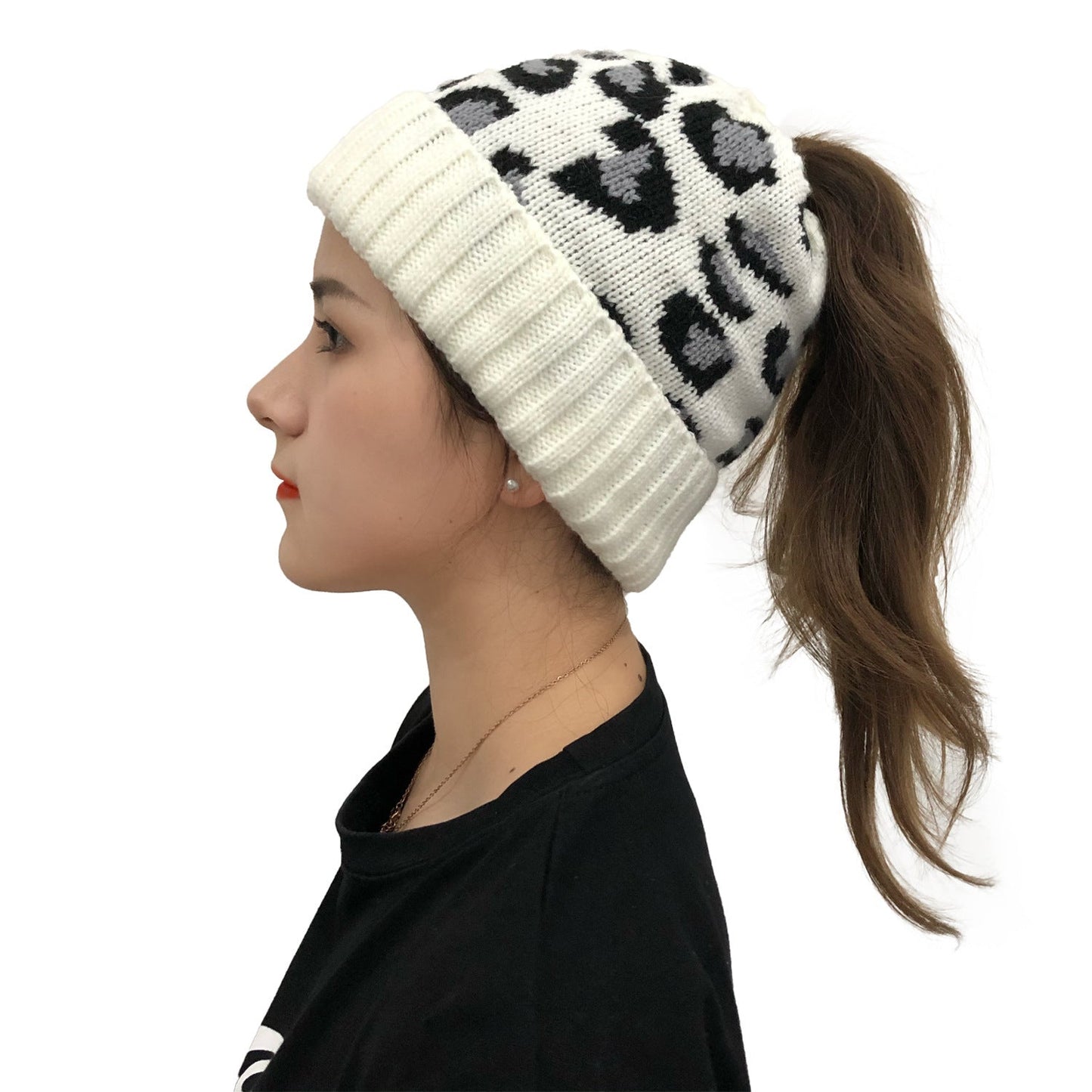 Autumn And Winter New Leopard Print Knitted Beanie White 0 - Tophatter Daily Deals
