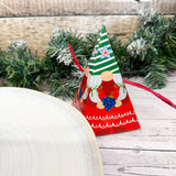 Gonk Pyramid Christmas Crackers | Set of 6 Novelty Family Crackers & Trivia Game Christmas Cracker - Tophatter Daily Deals