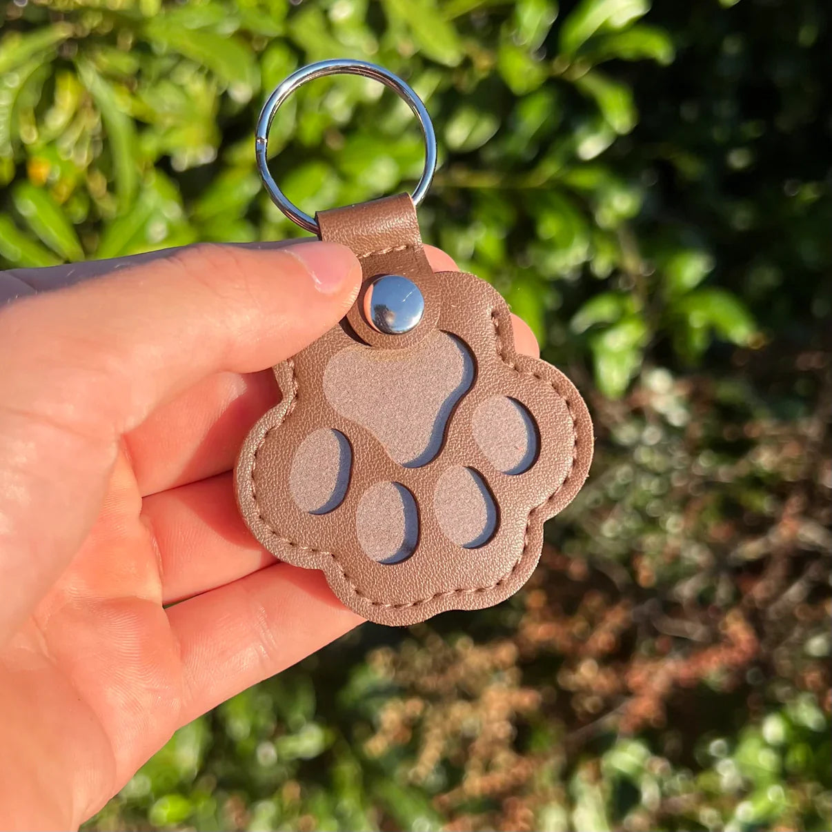 FurEver Keychain™️ Dark Brown - Tophatter Daily Deals