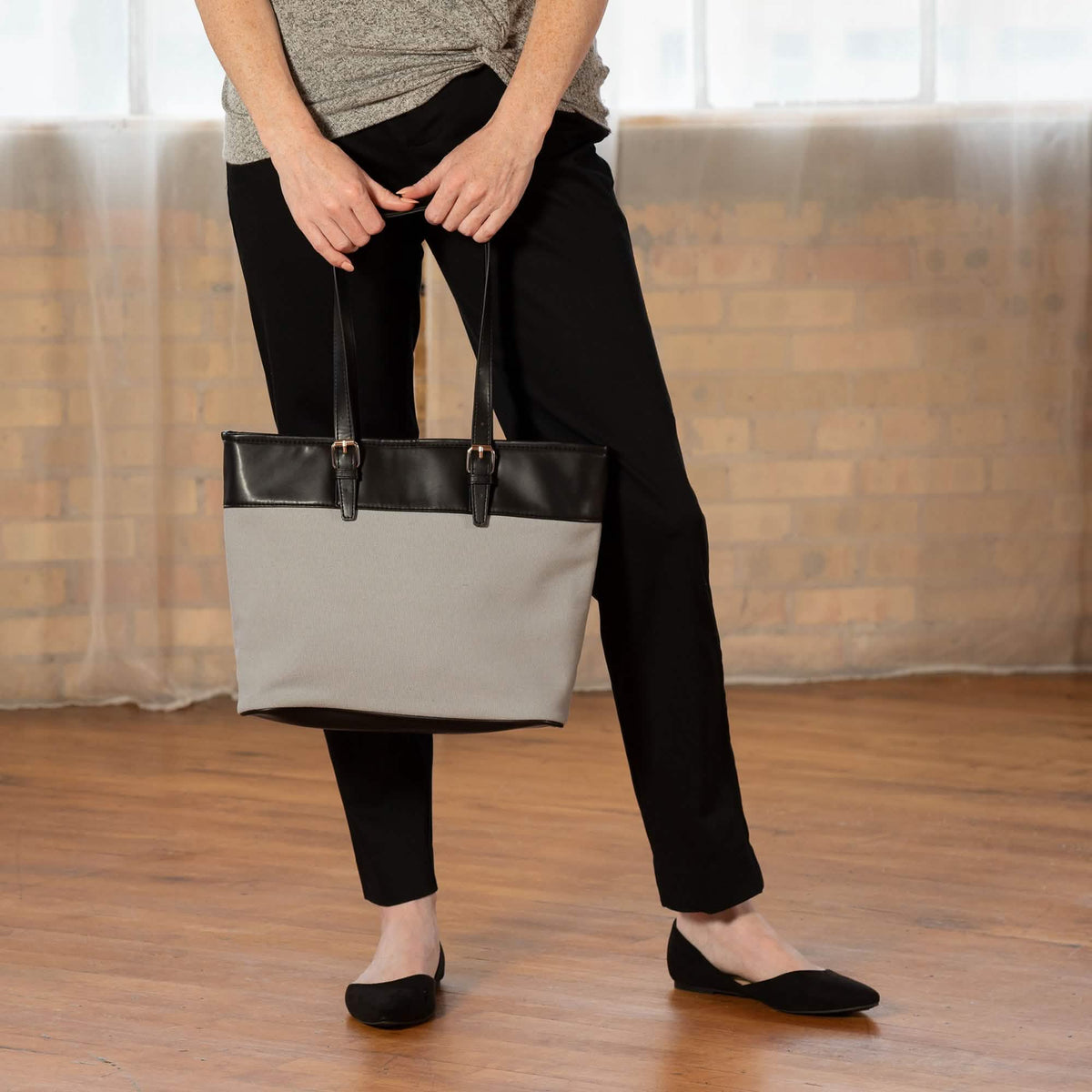 Classic Canvas & Faux Leather Tote Handbags & Wallets - Tophatter Daily Deals