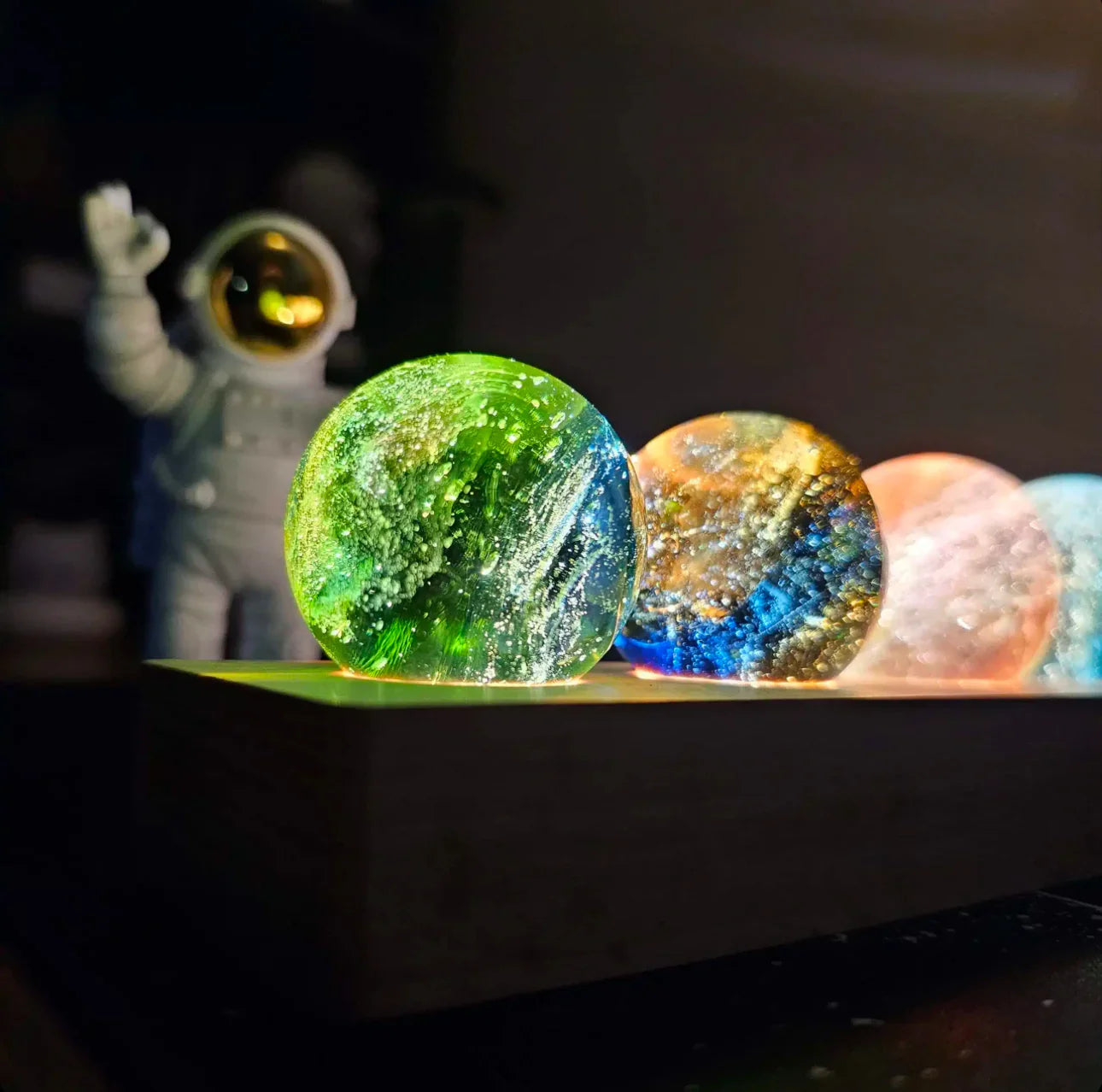7 Emotions Lamp - Tophatter Daily Deals