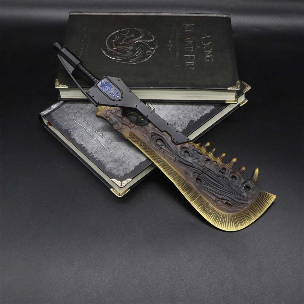 1/6 Scale MH Giant JawBlade Great Sword Metal Miniature - Tophatter Daily Deals