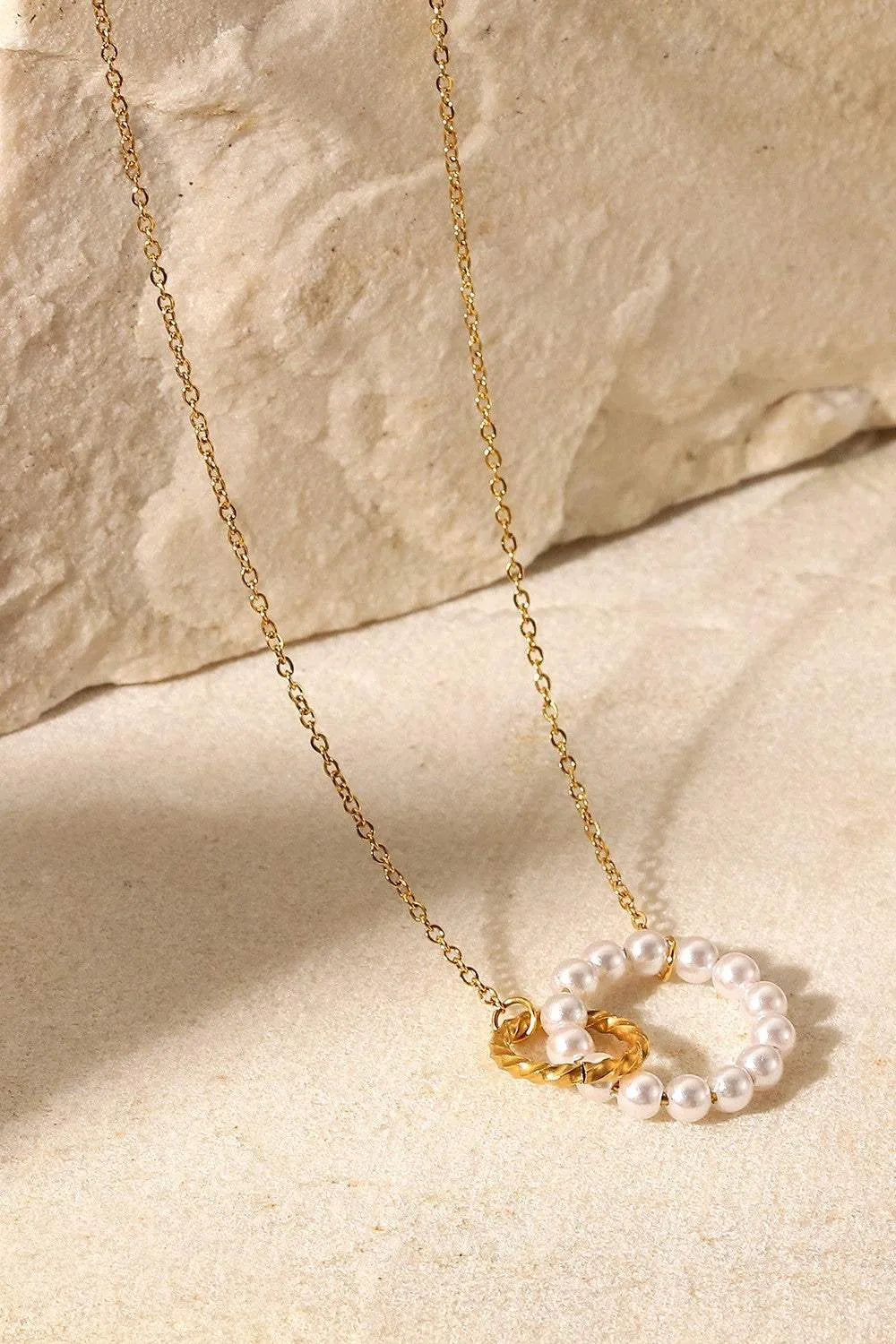 Pearl Hoop Link Pendant Necklace Necklaces - Tophatter Daily Deals