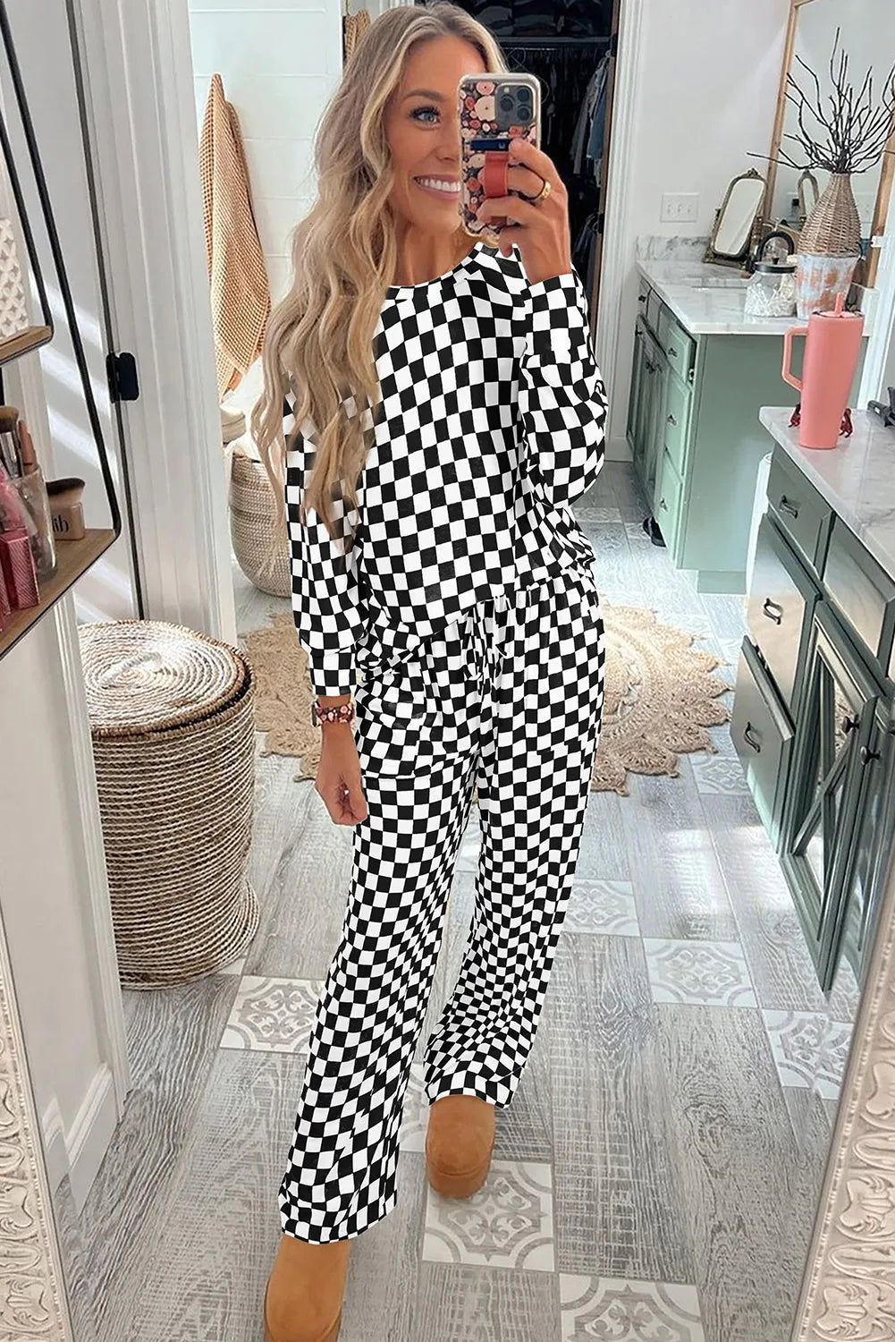 Black Checkered Print Long Sleeve Top and Pants Lounge Set Loungewear & Sleepwear/Loungewear - Tophatter Daily Deals