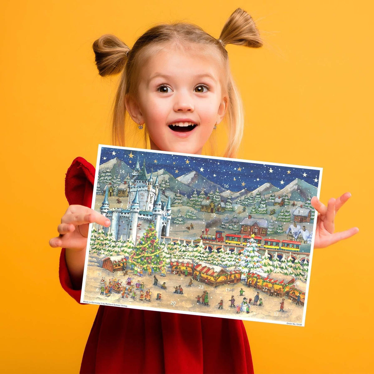 Christmas Market at the Castle Advent Calendar | Christmas Advent Calendar Advent Calendar - Tophatter Daily Deals
