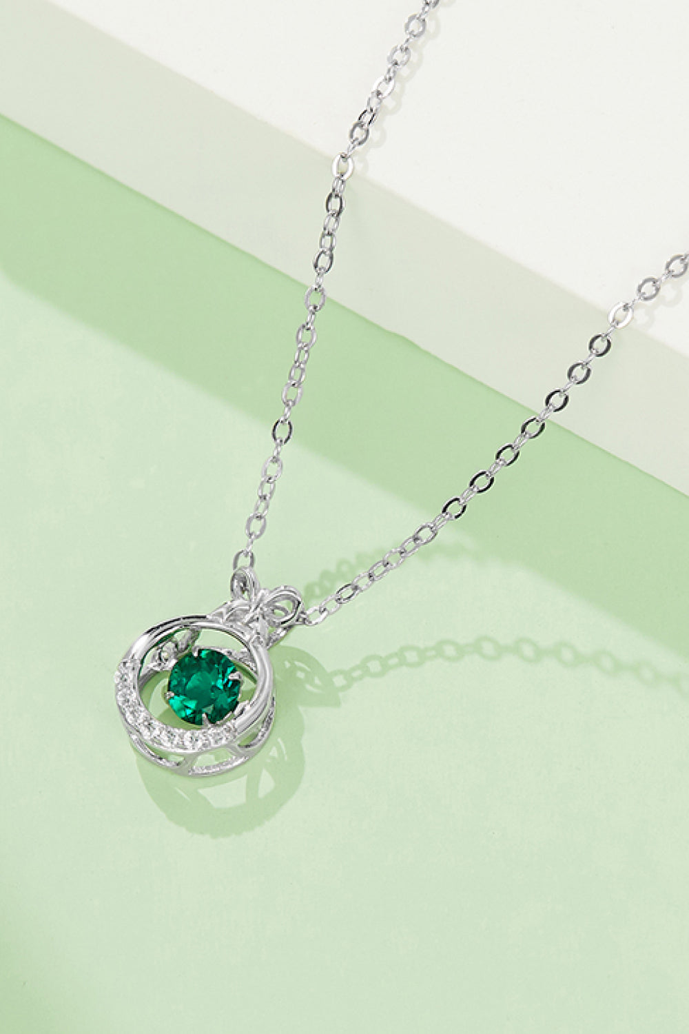 Lab-Grown Emerald Pendant Necklace Necklaces - Tophatter Daily Deals