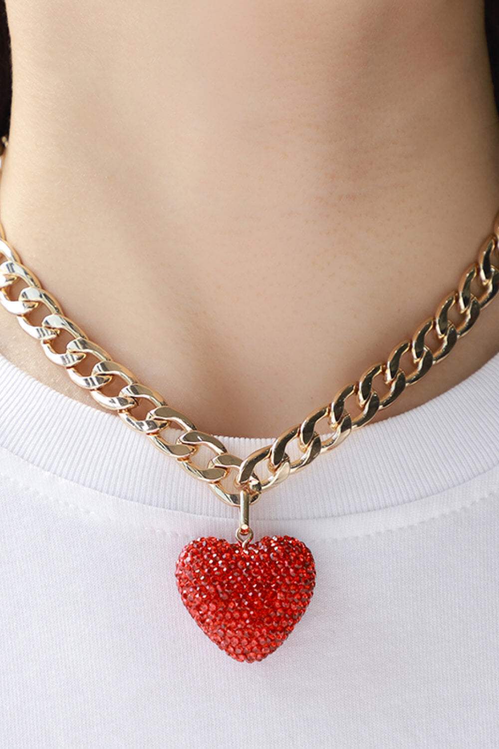 Rhinestone Heart Pendant Curb Chain Necklace Necklaces - Tophatter Daily Deals