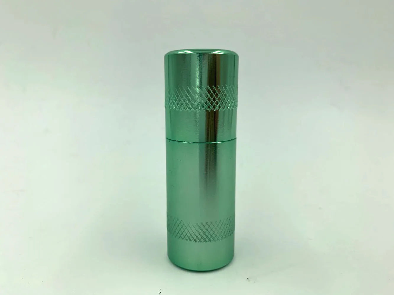 Aluminum Cracker > Novelties > Party Supplies - Tophatter Daily Deals