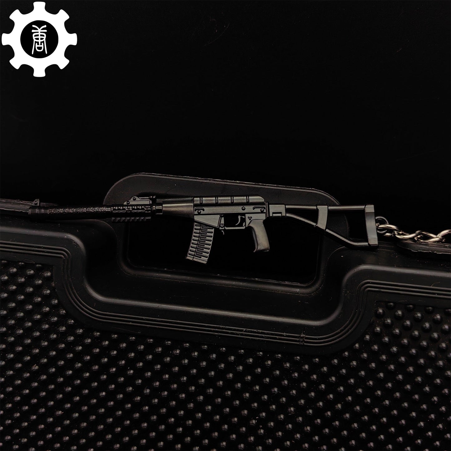 21 in 1 World Famous Assault Rifle Gun Keychain Metal Pendant For Military Hobby AC Val - Tophatter Daily Deals