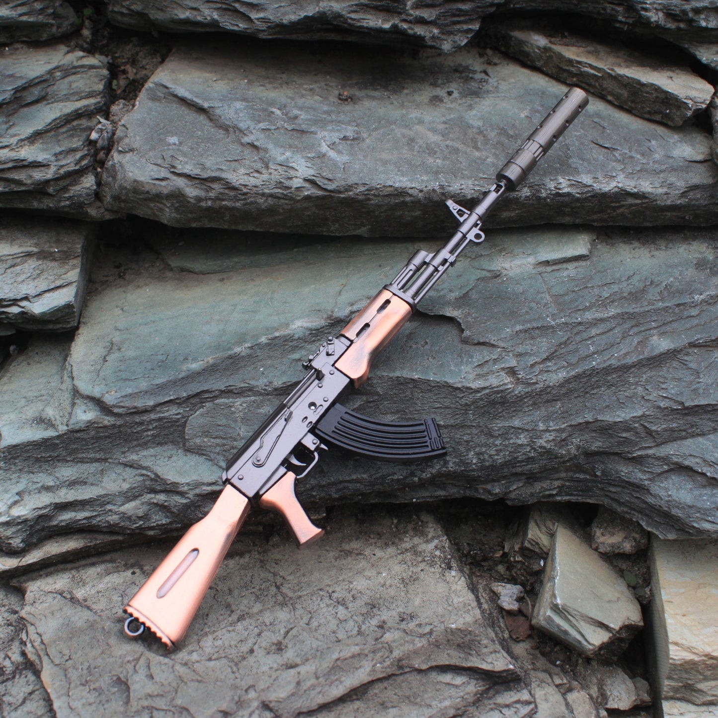 AK47 Metal Miniature 17CM/6.7" - Tophatter Daily Deals