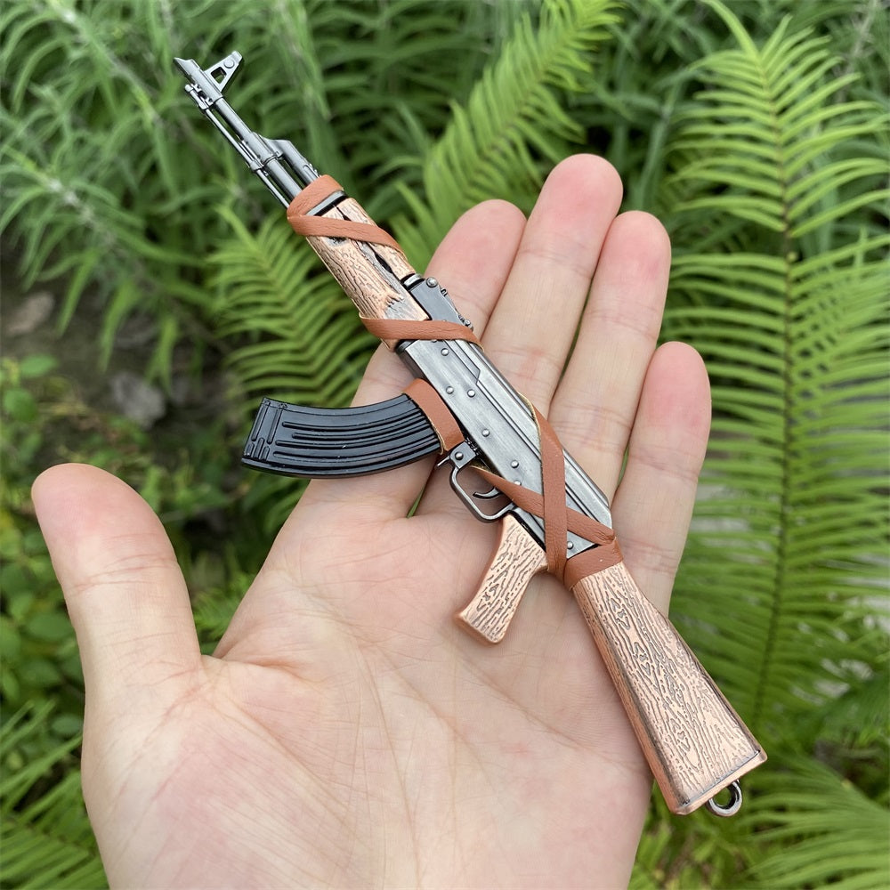 AK-47 Metal Miniature Avtomat Rifle 17.5CM/6.8" - Tophatter Daily Deals