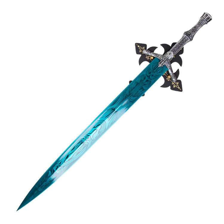 Bloodborne - Holy Moonlight Greatsword Sword - Tophatter Daily Deals