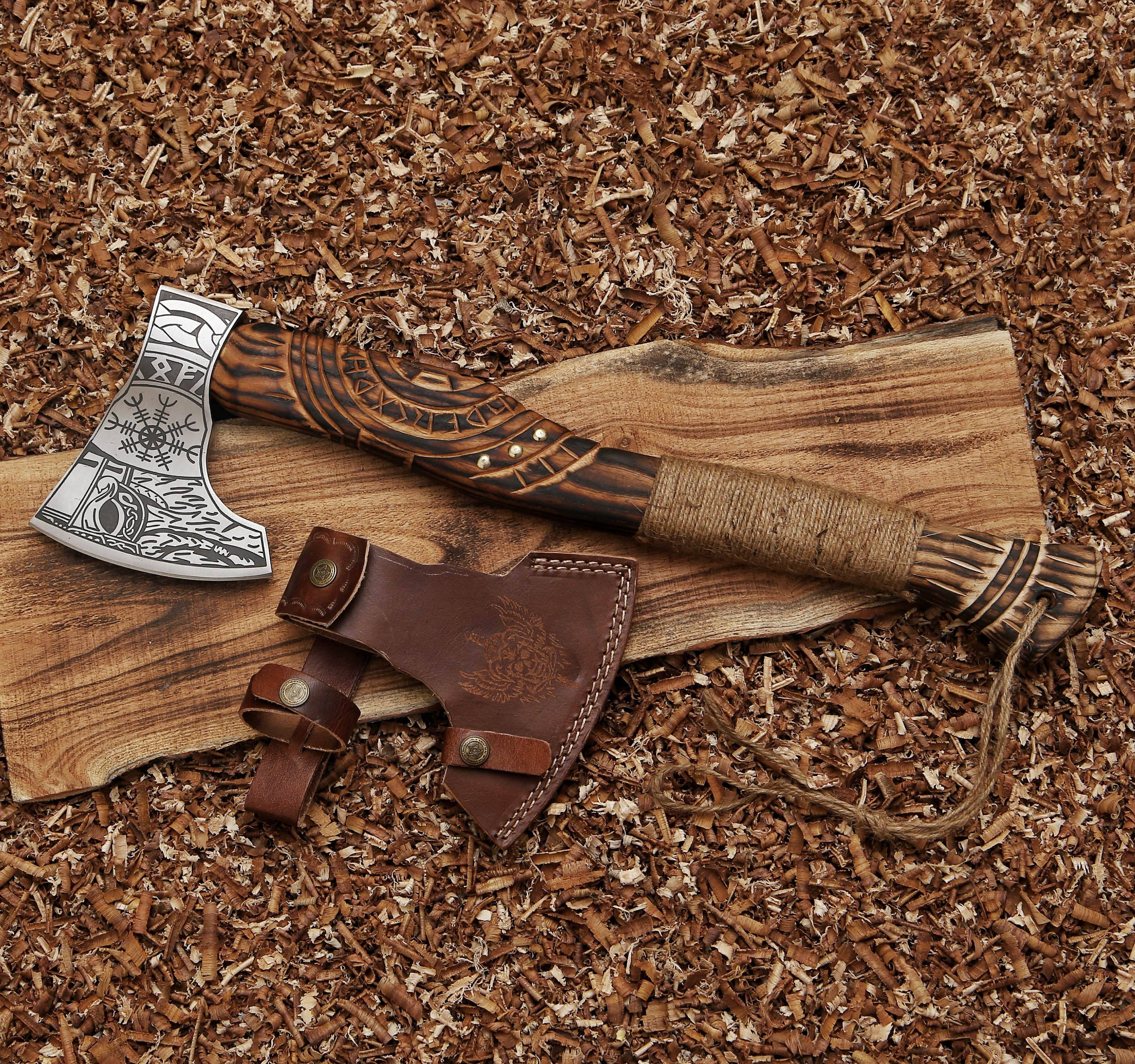 Helm of Awe Viking Axe Supreme Quality Bearded Axe - Tophatter's Guns'N'Weapons Store Collectible Weapons - Tophatter Daily Deals