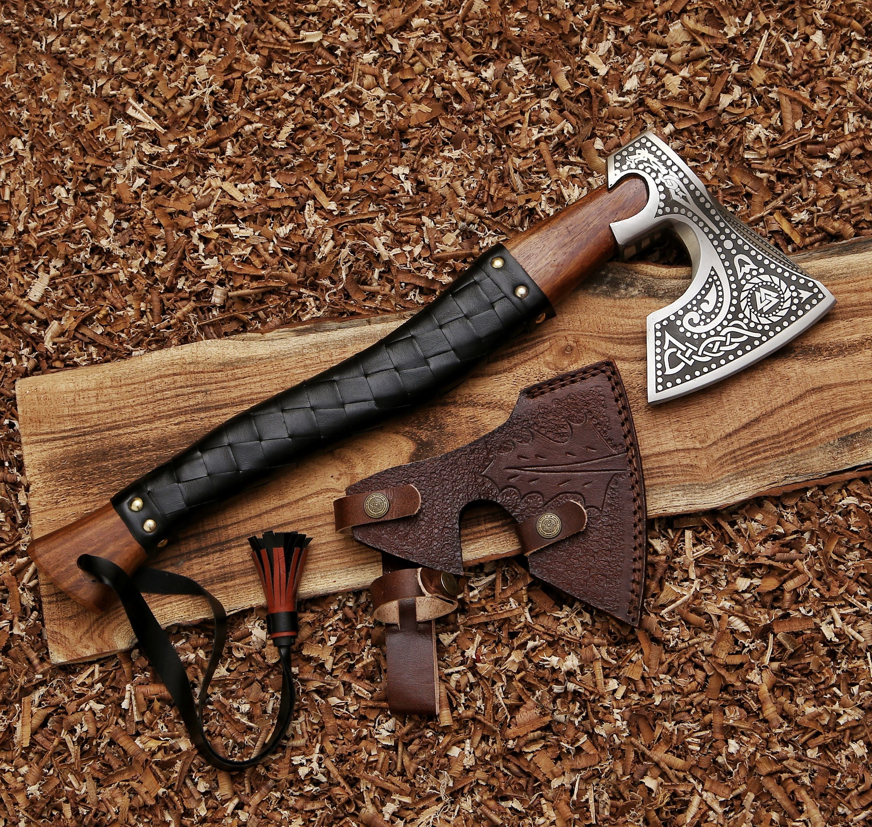 Handmade Norse King Functional Medieval Viking Bearded Axe - Tophatter's Guns'N'Weapons Store Collectible Weapons - Tophatter Daily Deals