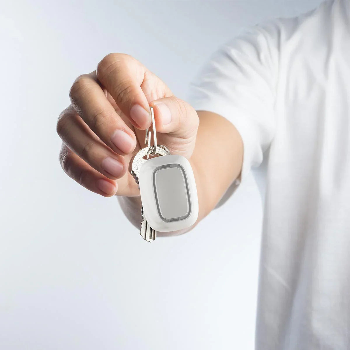 AJAX PANIC BUTTON WIRELESS - WHITE - Tophatter's Army Deals ALARM SYSTEMS - Tophatter Daily Deals