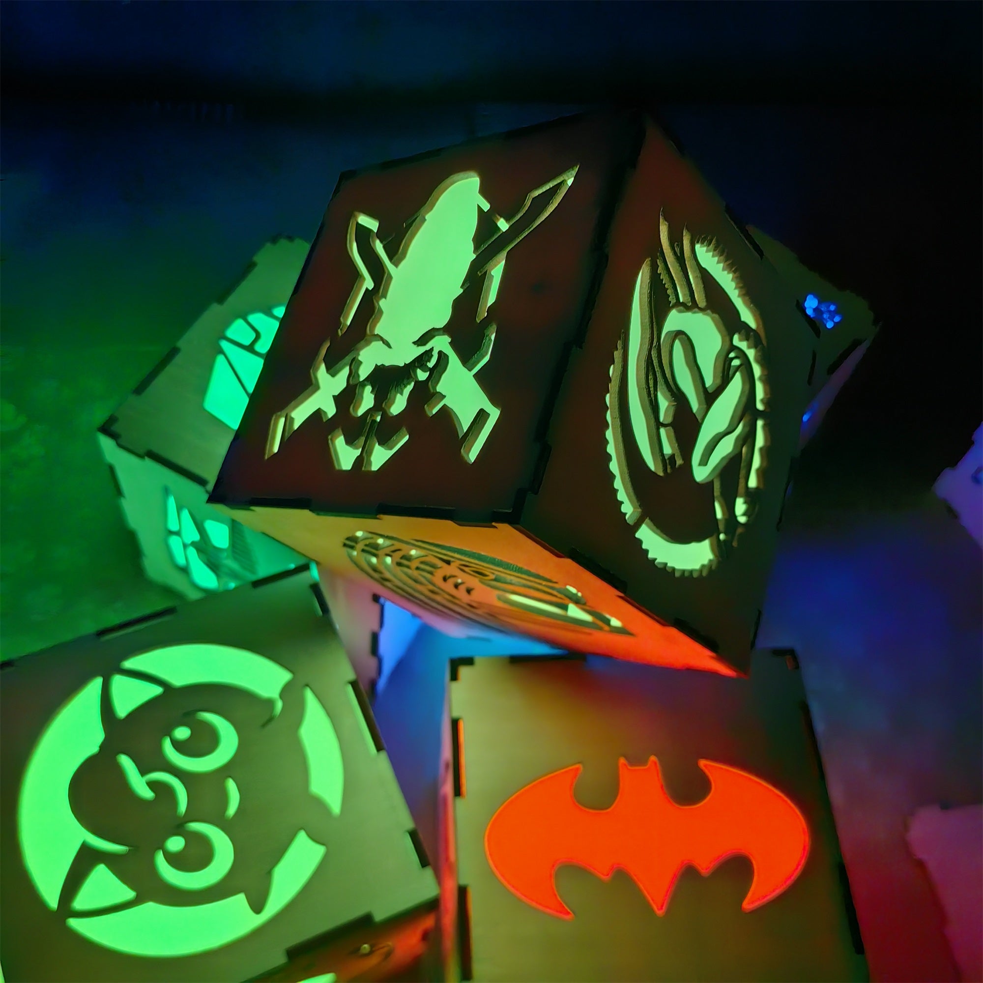 Movie Alien Inspired Night Light - Tophatter Daily Deals