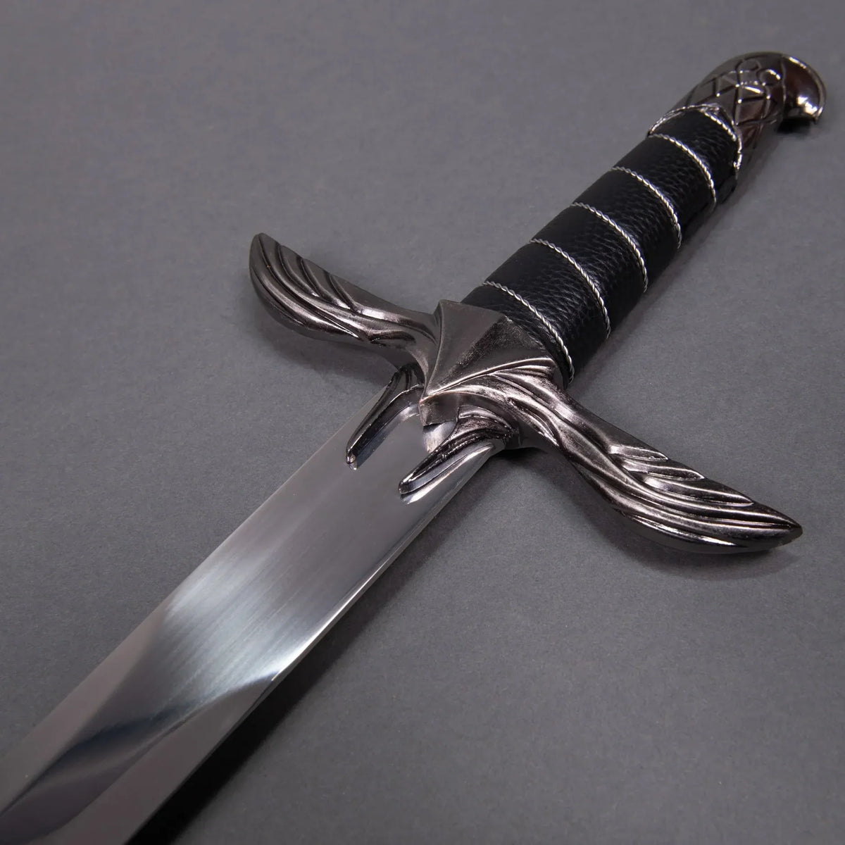 Assassin's Creed - Sword Of Altair Sword - Tophatter Daily Deals
