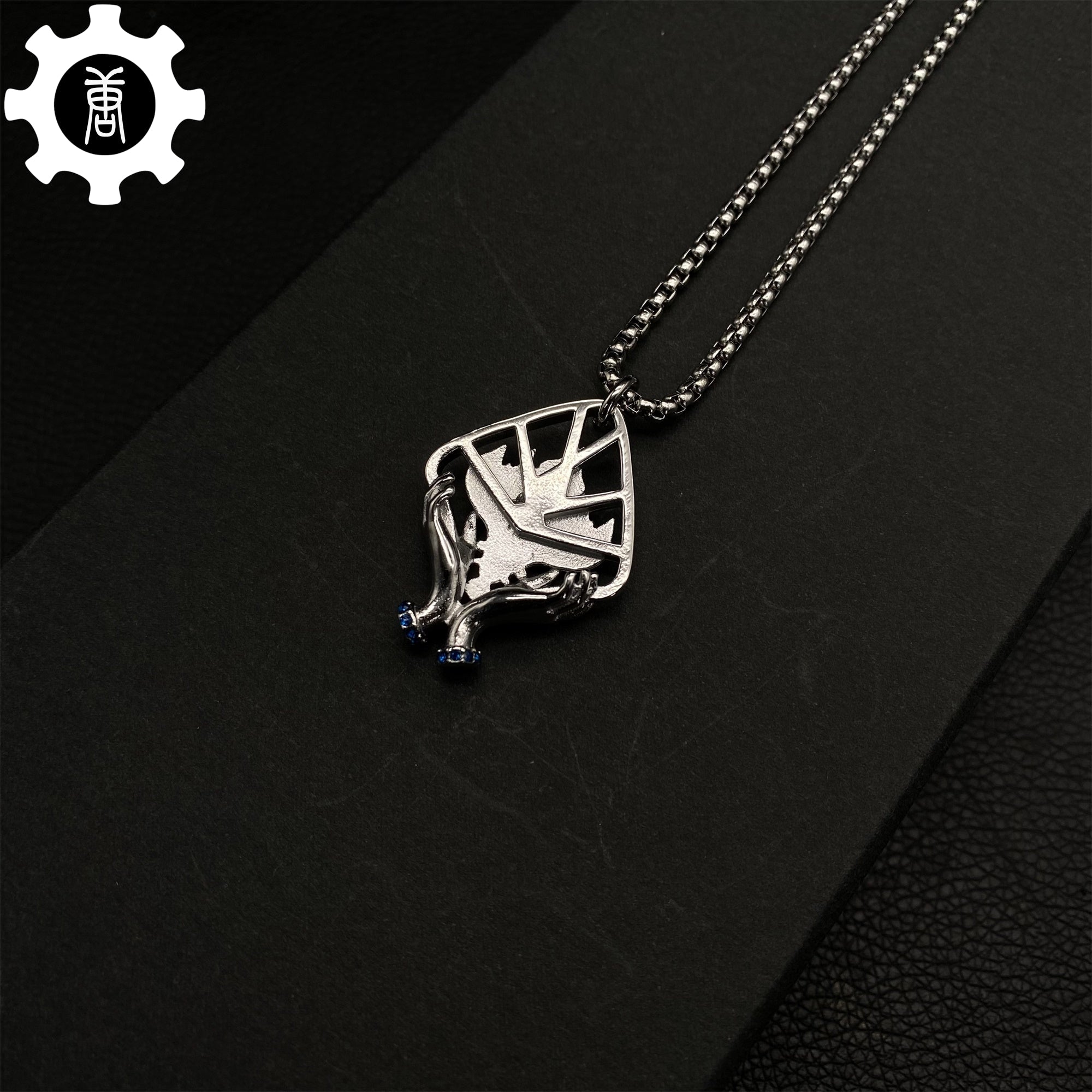 BG3 Amulet of The Devout Necklace Replica - Tophatter Daily Deals