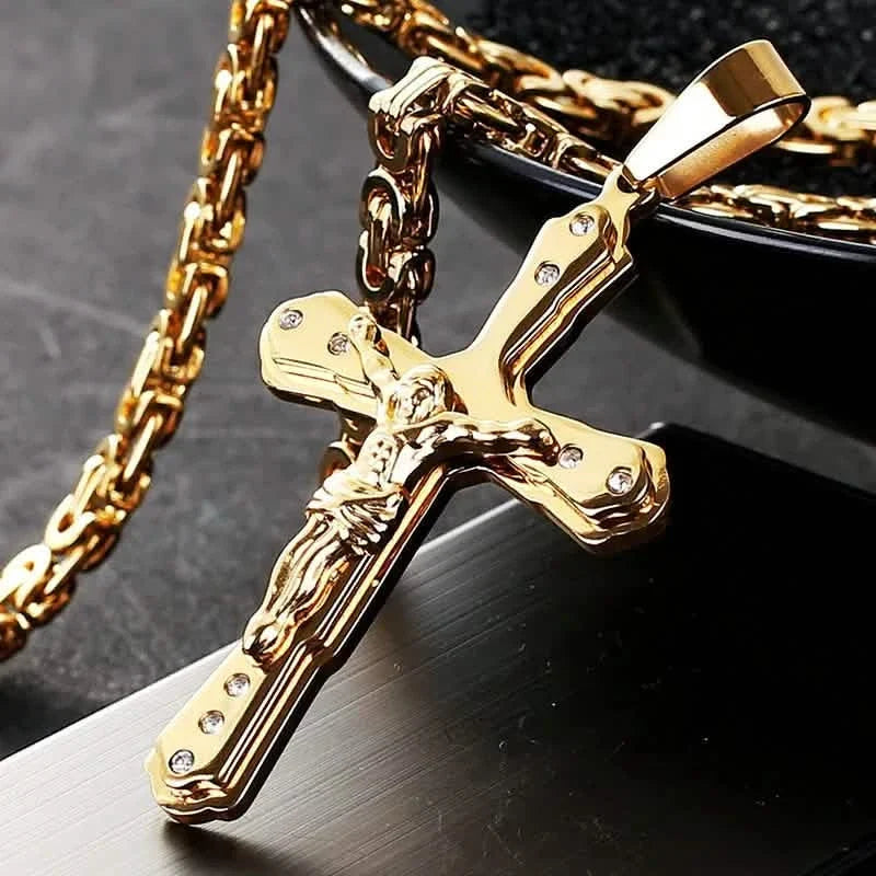 Men's Gold Cross Pendant Necklace Necklaces - Tophatter Daily Deals