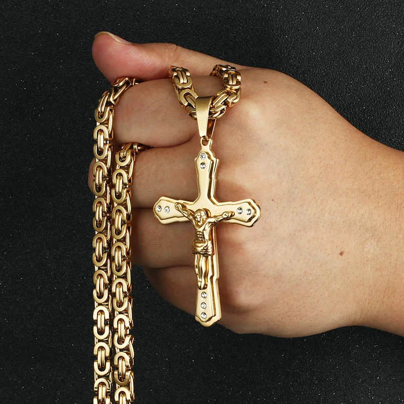 Men's Gold Cross Pendant Necklace Necklaces - Tophatter Daily Deals