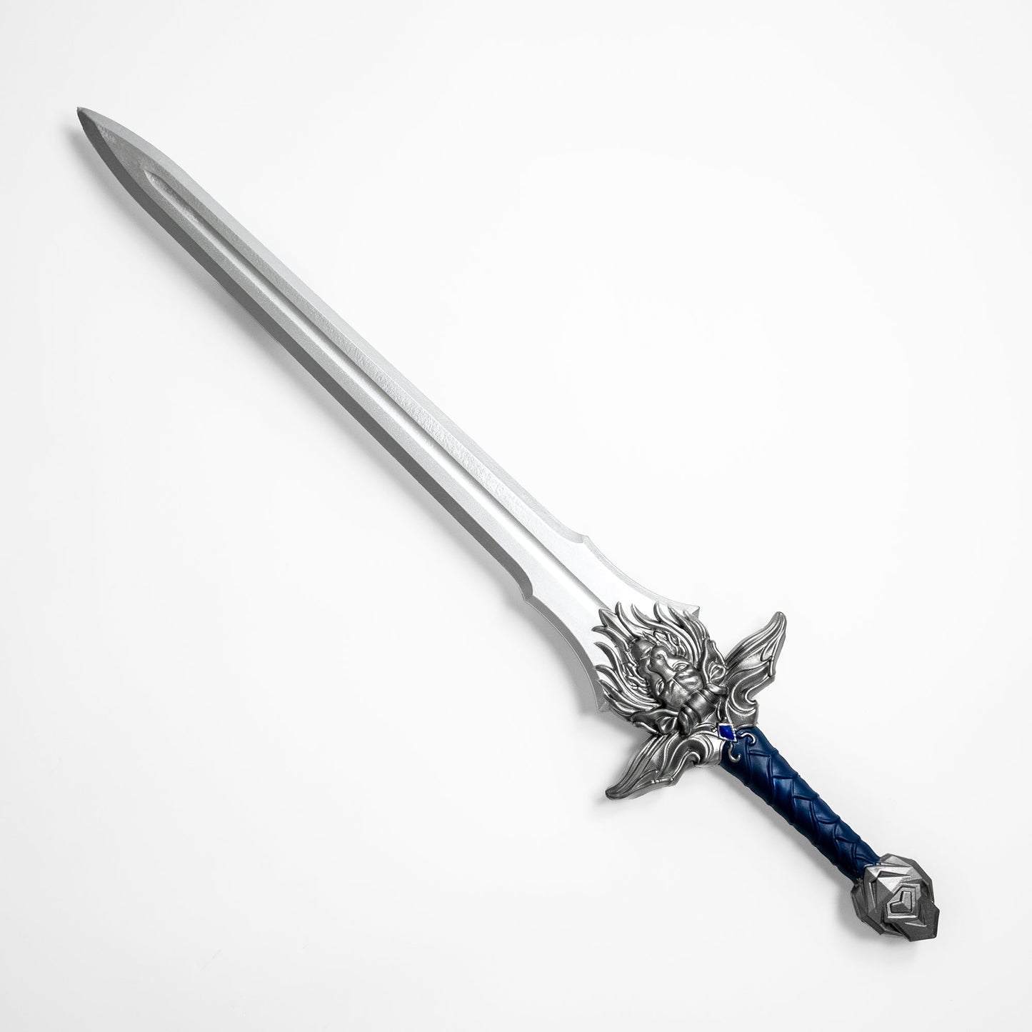 Anduin Lothar's Blade of Stormwind (High Density Foam) Video Game Sword - Tophatter Daily Deals