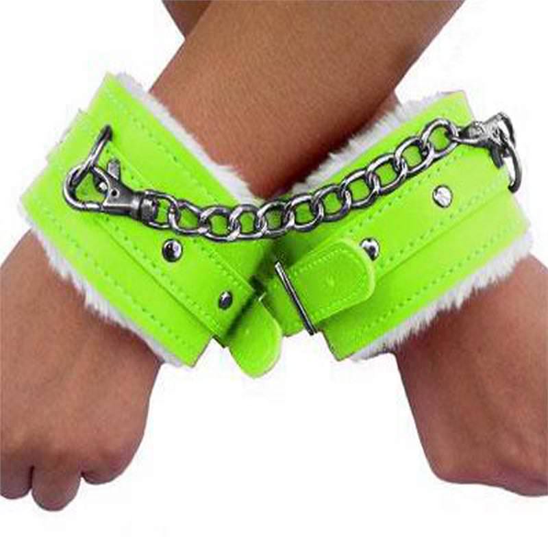 Appletini Delight Be Reckless Wrist Restraints - Tophatter's Guns'N'Weapons Store Collectible Weapons - Tophatter Daily Deals