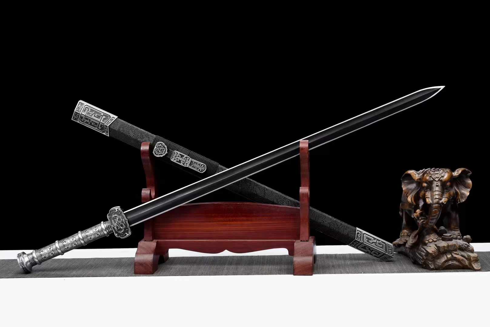 As You Wish Han Sword - Tophatter Daily Deals