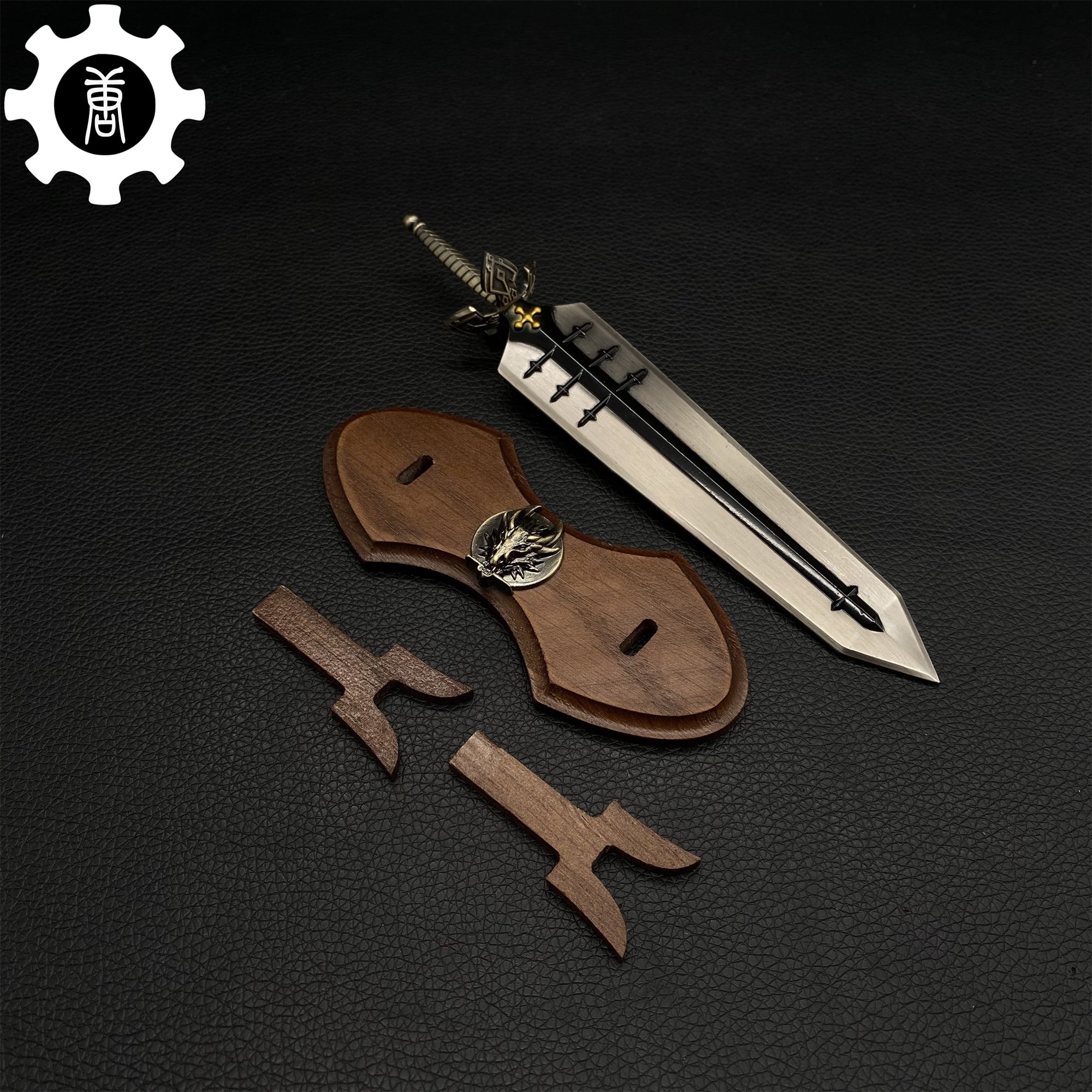Demon-Dweller Sword Metal Replica - Tophatter Daily Deals