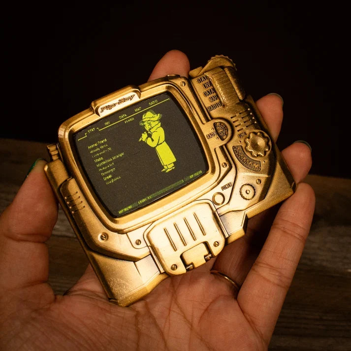 Fallout – Official Pip-Boy Mysterious Stranger Lenticular Ingot Replica Coin - Tophatter Daily Deals