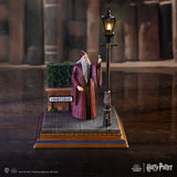 Harry Potter - Privet Drive Light Up Figurine Collectible Figure - Tophatter Daily Deals