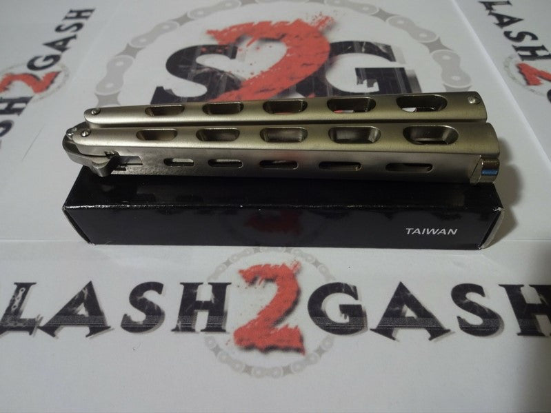 Jaguar Butterfly Knife HEAVY Taiwan Balisong - Grey Serrated Knife-Balisong - Tophatter Daily Deals