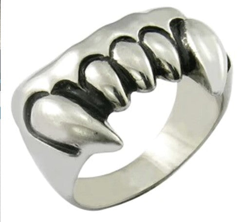 VAMPIRE TEETH STAINLESS STEEL BIKER RING - Tophatter Daily Deals