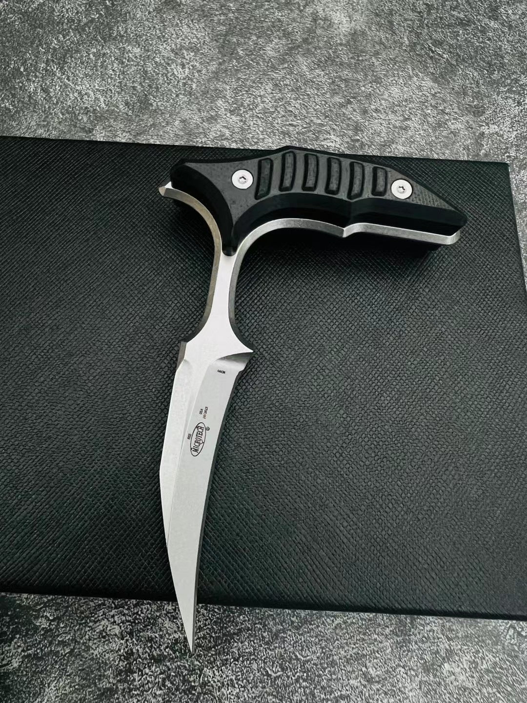 Bee Stinger (Toothed Blade Full Blade) - Tophatter Daily Deals