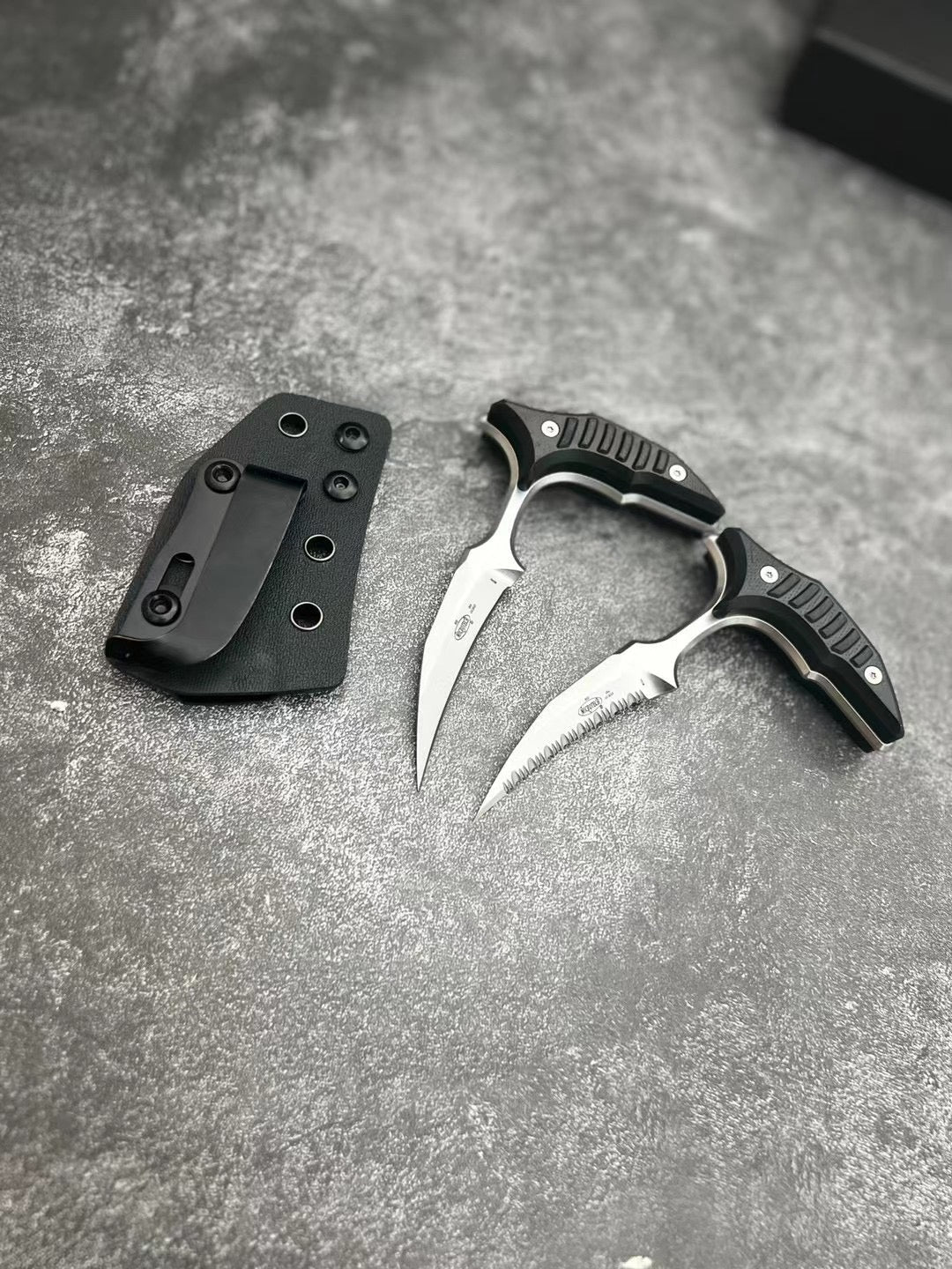 Bee Stinger (Toothed Blade Full Blade) - Tophatter Daily Deals