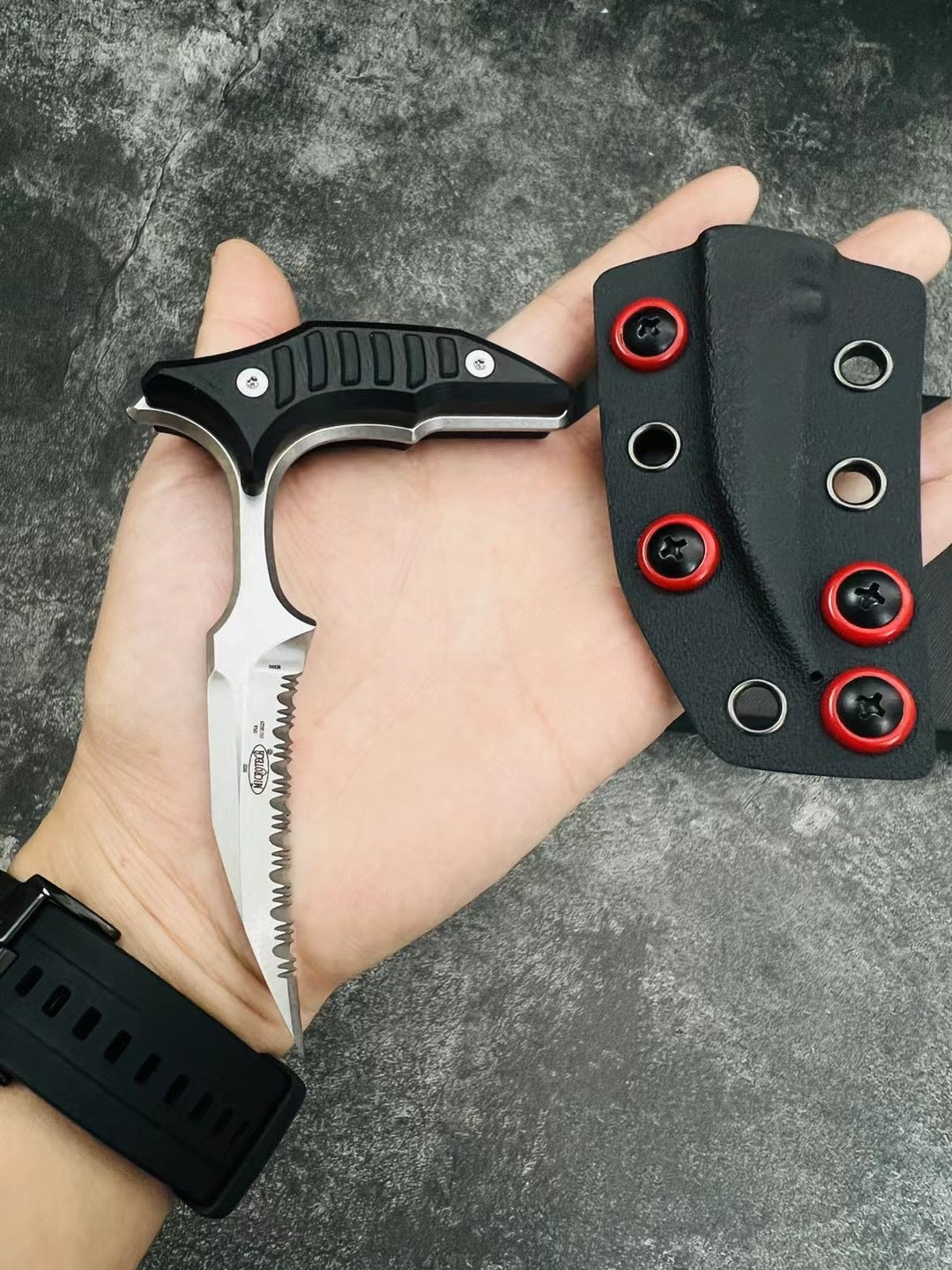 Bee Stinger (Toothed Blade Full Blade) - Tophatter Daily Deals