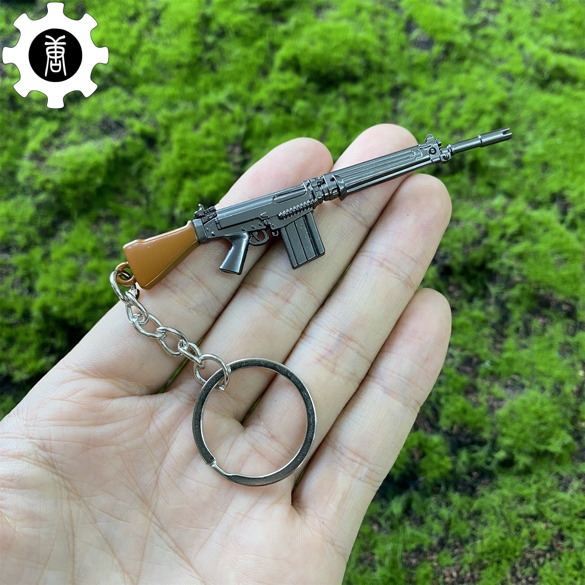 21 in 1 World Famous Assault Rifle Gun Keychain Metal Pendant For Military Hobby FN FAL - Tophatter Daily Deals