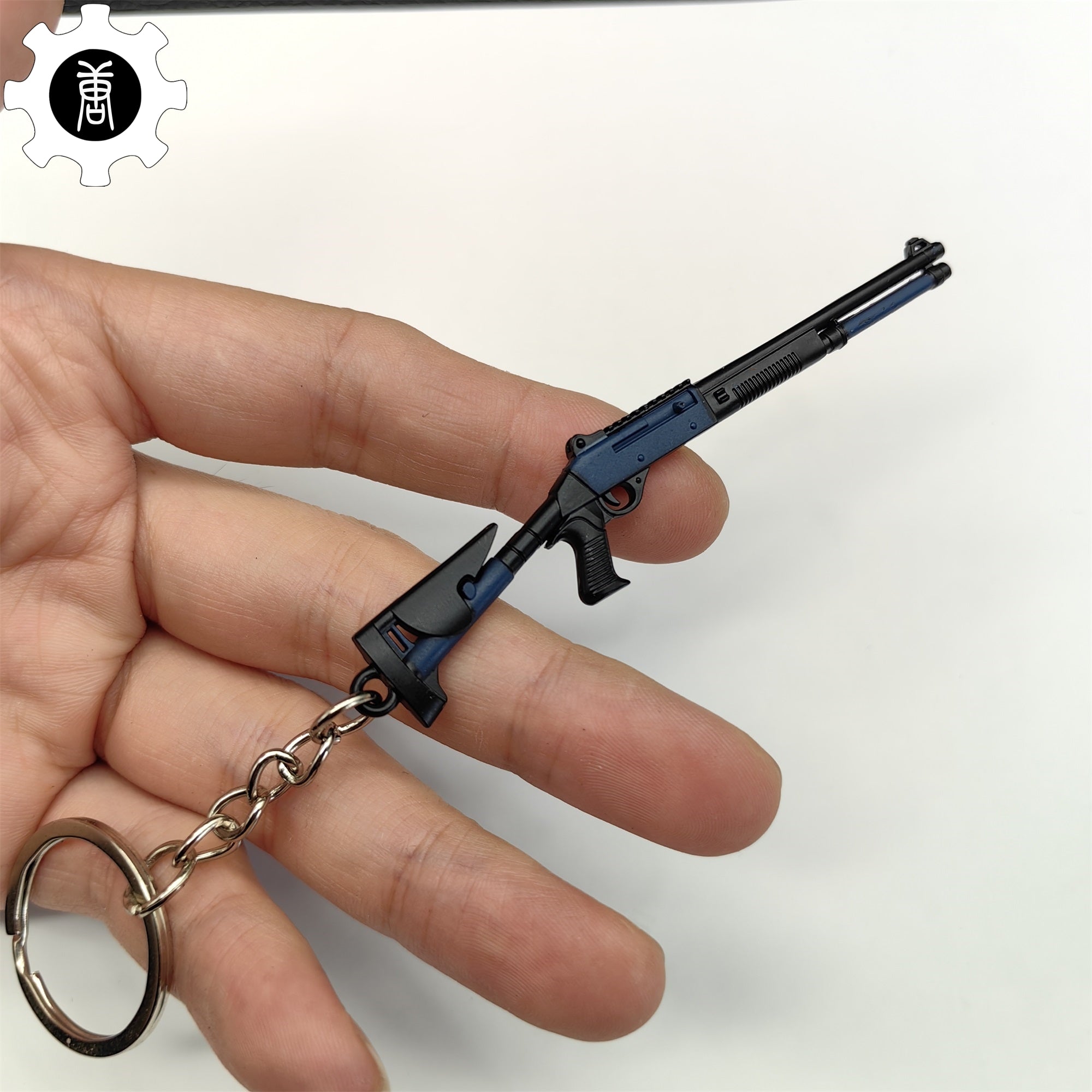 Mini Benelli M1014 Shotgun Metal Keychain - Tophatter Daily Deals