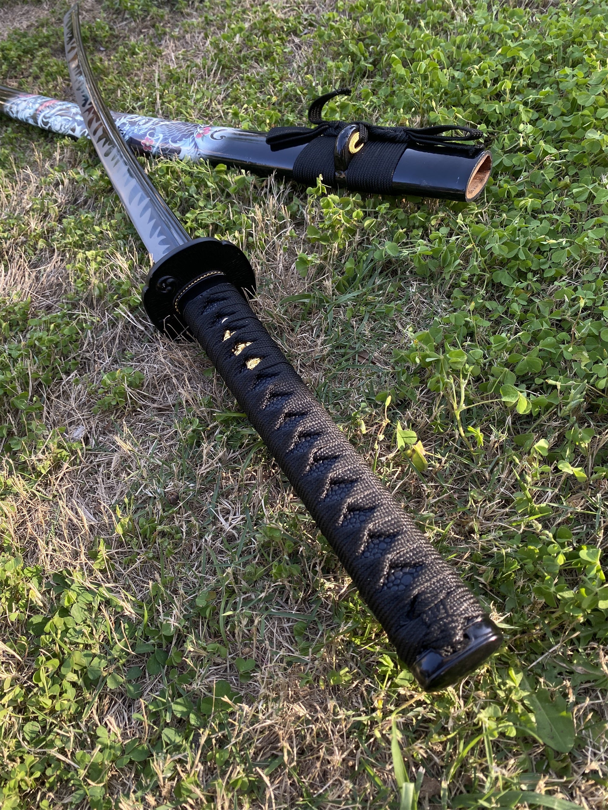 Black Dragon Katana Carbon Steel Samurai Sword - Tophatter Daily Deals