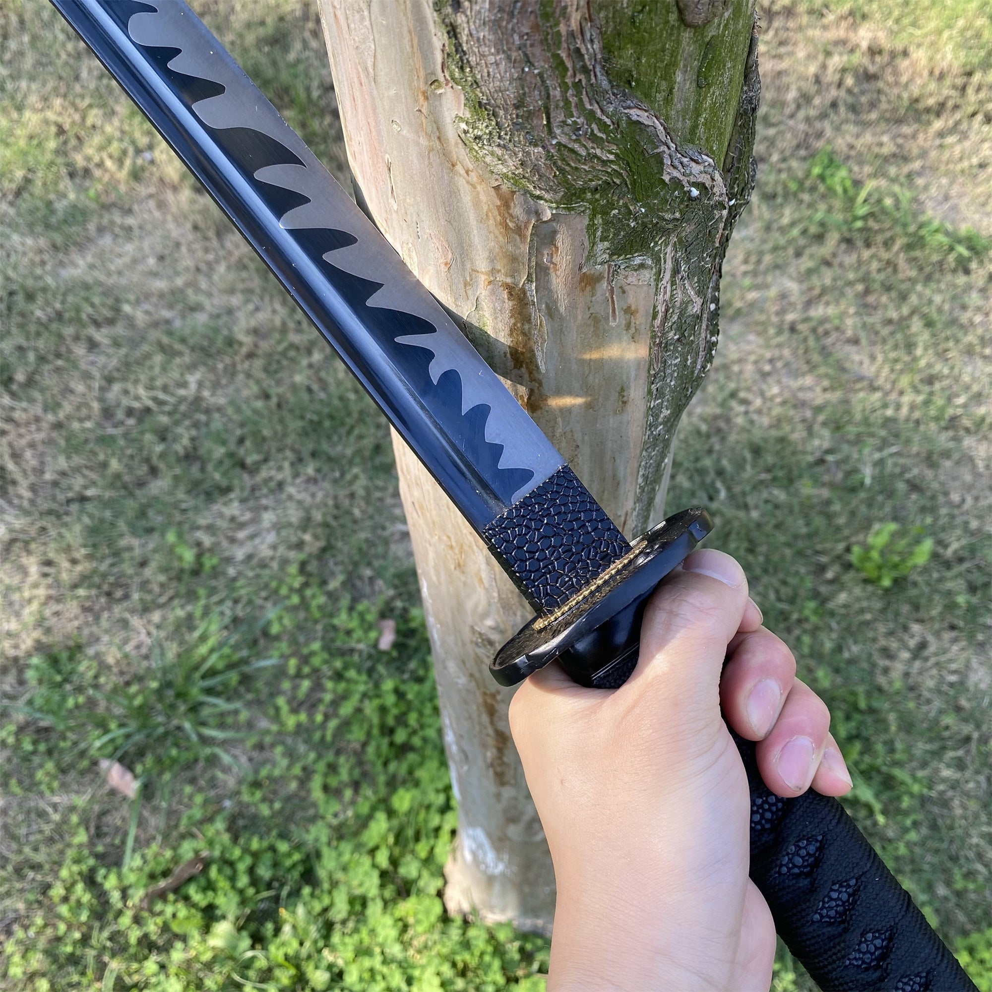 Black Dragon Katana Carbon Steel Samurai Sword - Tophatter Daily Deals